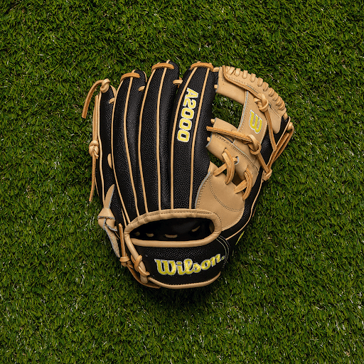 What Pros Wear: Our Favorites from the 2022 Wilson A2000 Glove Line - What  Pros Wear