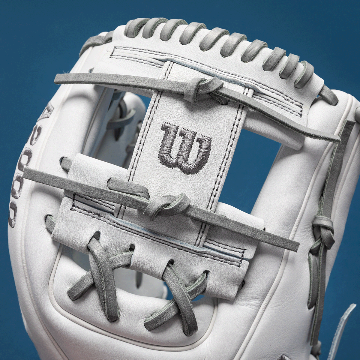 The Best Baseball Gloves of the Year