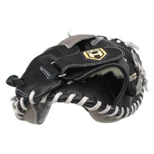 Louisville Slugger Helix Series: HXCMB Youth Catcher's Mitt: Image #284334