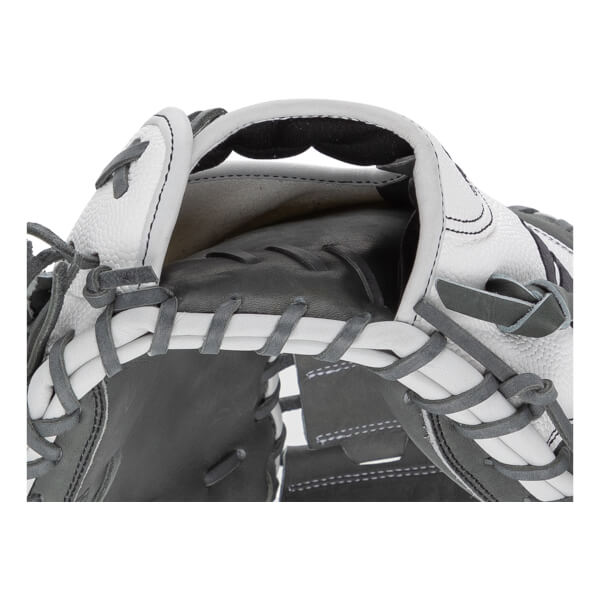 Wilson A2000 Classic SuperSkin FPCM23 34" Fall Collection Fastpitch Softball Catcher's Mitt: WBW10268134: Image #444074