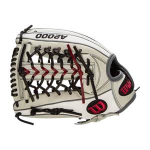Wilson A2000 SuperSkin 12.5" Fastpitch Softball Glove: WTA20RF19T125SS: Image #407919
