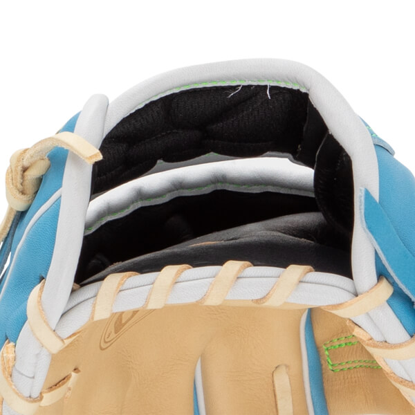 Wilson A2000 PF11 11" Winter Collection Baseball Glove: WBW10253411: Image #450076