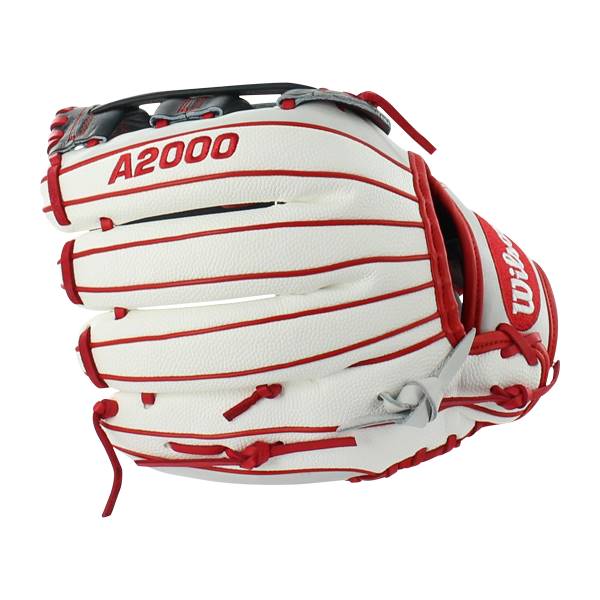 Sierra Romero's Wilson A2000 12
