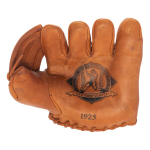 Shoeless Joe Golden Age Series Baseball Glove: 1925: Image #420429