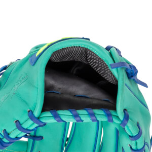 Marucci Ascension 11.75" Baseball Glove: MFG4AS44A6: Image #461653