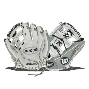 Wilson A2000 SuperSkin FP75 11.75" Fastpitch Softball Glove: WTA20RF19P75SS: Image #421468