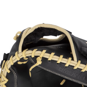 Under Armour Framer Series 33.5" Baseball Catcher's Mitt: UACM-101ABK: Image #443020