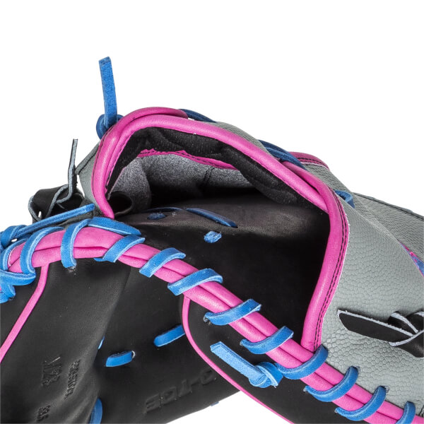 Wilson A2000 M23 33.5" Spring Collection Baseball Catcher's Mitt: WBW102755335: Image #448431