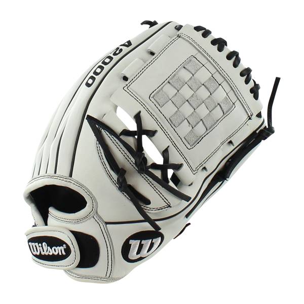 Wilson A2000 12" Fastpitch Softball Glove: WTA20RF17P12: Image #310292