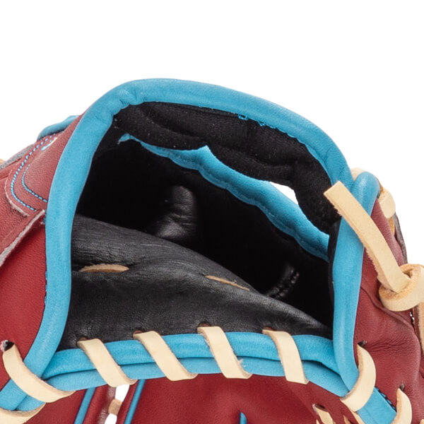 Wilson A2000 D33 11.75" Winter Collection Baseball Glove: WBW1025251175: Image #450210