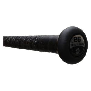 Batte de softball double paroi (fissurée) 34 28 oz Wilson Demarini Slowpitch