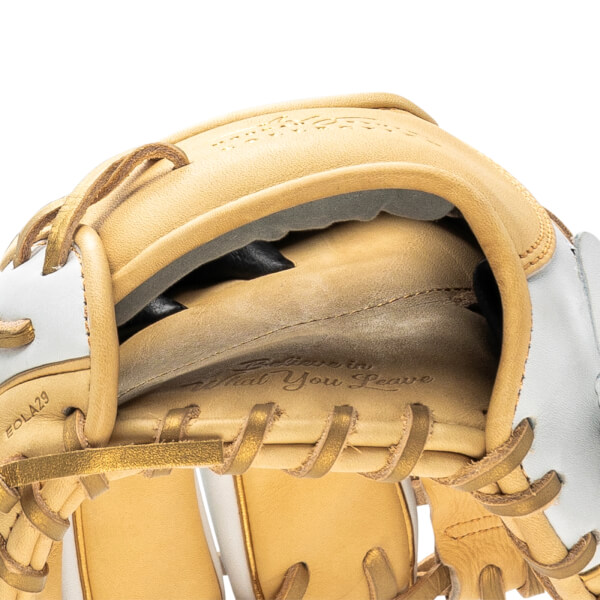 Easton Professional Collection Morgan Stuart 11.5" Fastpitch Softball Glove: HITM23: Image #439715