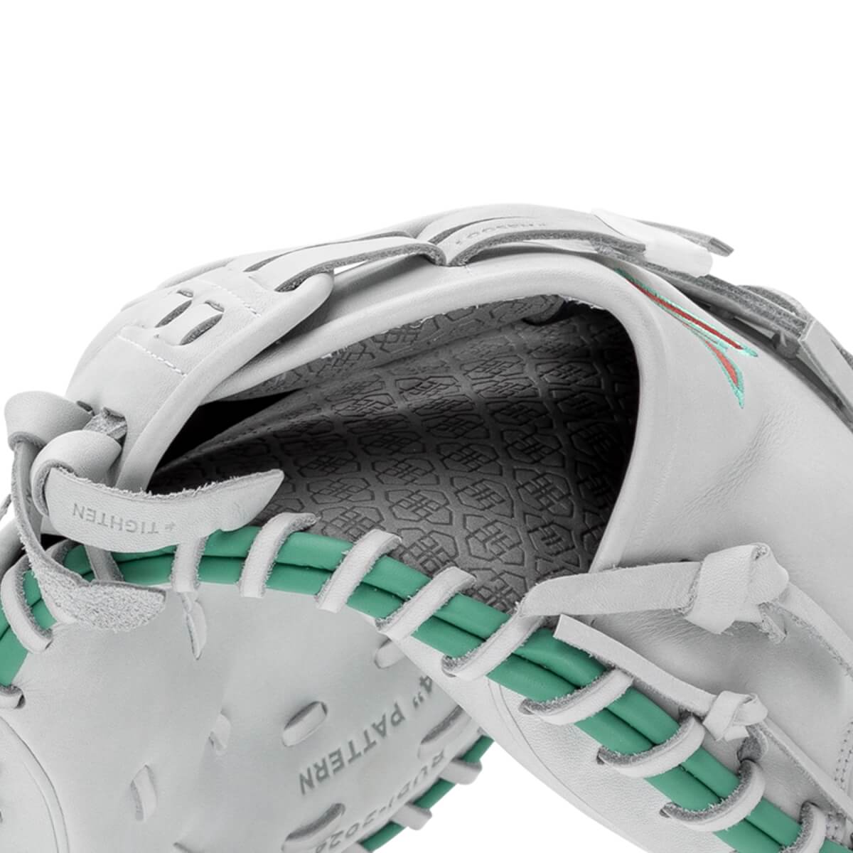 Easton Professional Collection Jen Schroeder The Rudi 34" Fastpitch Softball Catcher's Mitt: RUDI: Image #447600