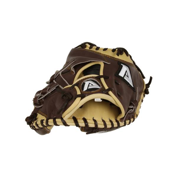 Akadema Torino Series Praying Mantis APM43 Catcher's Mitt *Demo No