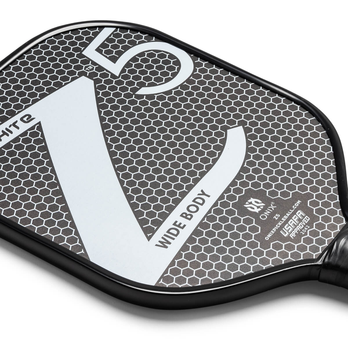 Onix Z5 Middleweight Graphite Pickleball Paddle: Image #424119