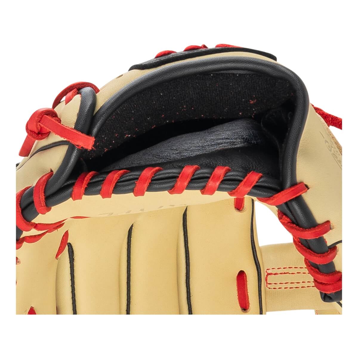 Marucci Oxbow 12.5" Baseball Glove: MFG2OX97R3-CM/BK: Image #439526