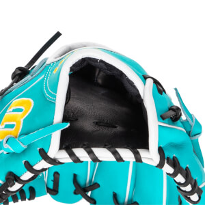 Wilson A2000 SA17 12" Spring Collection Baseball Glove: WBW10255012: Image #454227