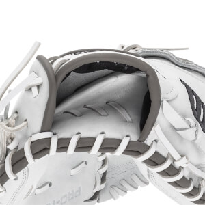 Wilson A1000 CM33 33" Fastpitch Softball Catcher's Mitt: WBW10260033: Image #448792