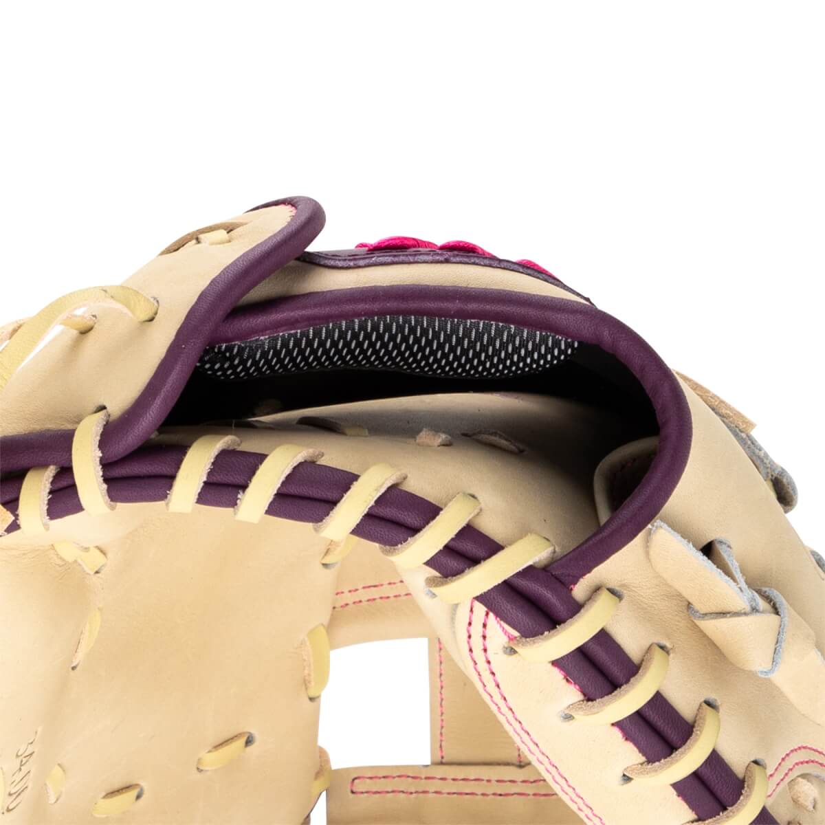 Marucci Ascension 34" Fastpitch Softball Catcher's Mitt: MFGASFP240C2: Image #461262