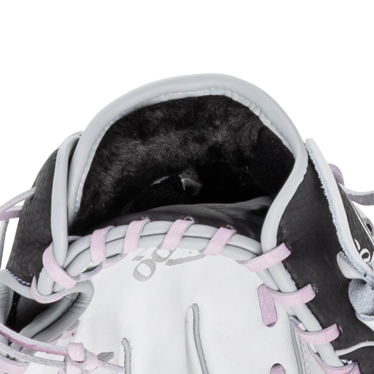 Marucci Caddo V2 11.5" Fastpitch Softball Glove: MFG2CDFP115: Image #461124