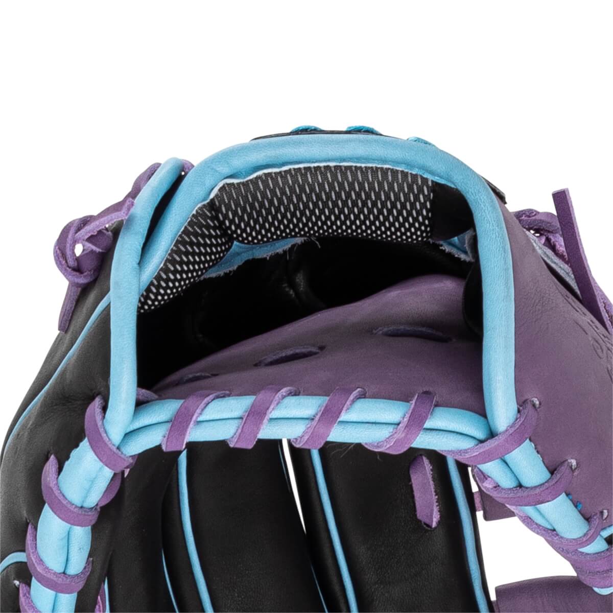 Marucci Capitol 11.75" Baseball Glove: MFG4CP44A3: Image #461800