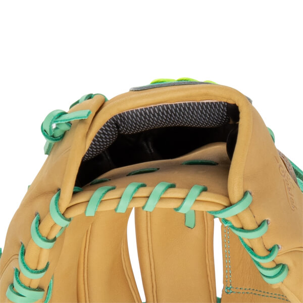 Marucci Capitol 12" Baseball Glove: MFG4CP45K2: Image #461618