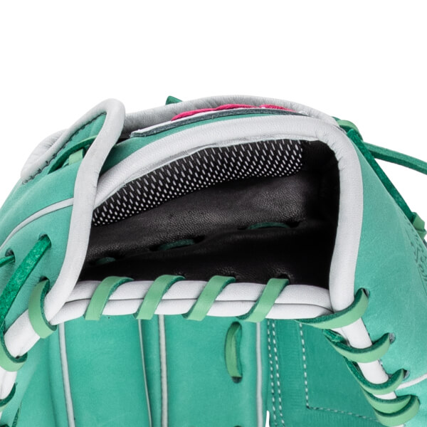 Marucci Cypress 12" Fastpitch Softball Glove: MFGCYFP45K6: Image #461246