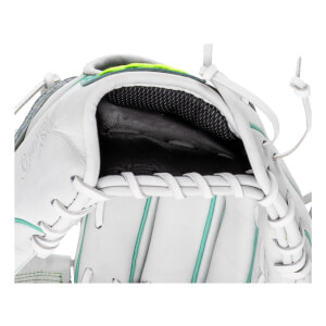 Marucci Cypress 12.5" Fastpitch Softball Glove: MFGCYFP97R3: Image #461310