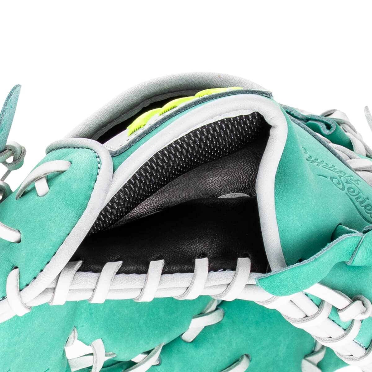 Marucci Cypress 13" Fastpitch Softball First Base Mitt: MFGCYFP39S1: Image #461190