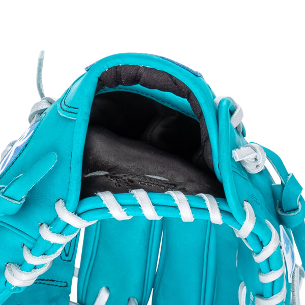 Rawlings Heart of the Hide 11.75" Baseball Glove: PROR205-30TECB: Image #459897
