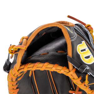 Wilson A2000 Classic 1750 12.5" Baseball Glove: WBW104121125: Image #465060