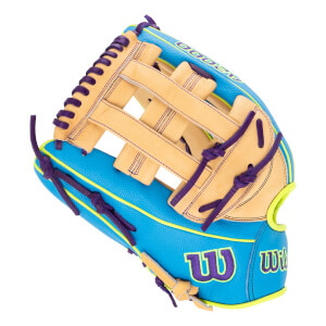 Wilson A2000 1750 12.5" Winter Collection Baseball Glove: WBW104006125: Image #464237