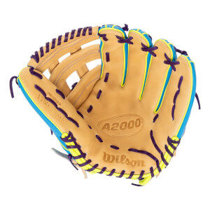 Wilson A2000 1750 12.5" Winter Collection Baseball Glove: WBW104006125: Image #464156