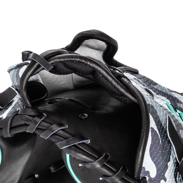 Wilson A2000 AW28 Super SnakeSkin Austin Wells 34 Fall Collection" Baseball Catcher's Mitt: WBW10349434: Image #460688