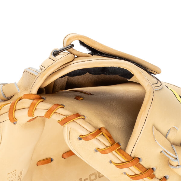 Wilson A2000 Classic PF33 33" Baseball Catcher's Mitt: WBW10412733: Image #465387