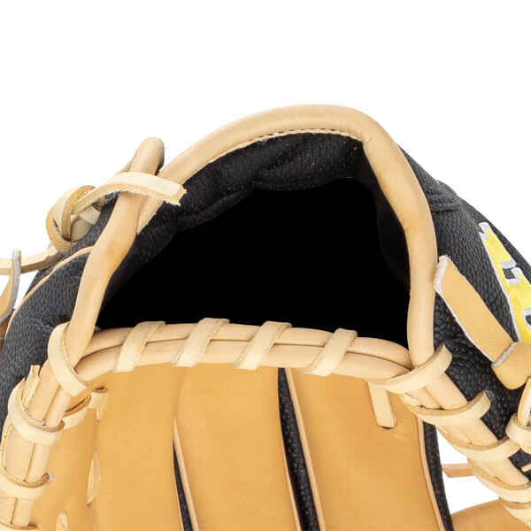 Wilson A2000 Classic SuperSkin DP15 11.5" Baseball Glove: WBW104110115: Image #465240