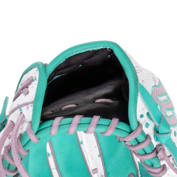 Wilson A2000 FP75 11.75" Winter Collection Fastpitch Softball Glove: WBW1039451175: Image #464210