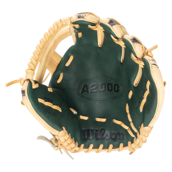 Top-down view of a green Wilson A2000 baseball glove with "Gunnar Henderson" and "PRO-STOCK" visible.