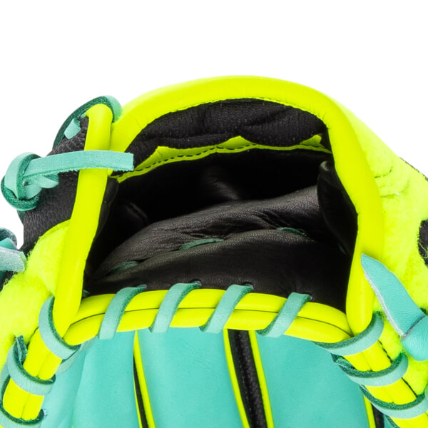 Wilson A2000 SuperSkin 1786 Tennis 11.5" Baseball Glove: WBW104177115: Image #461907