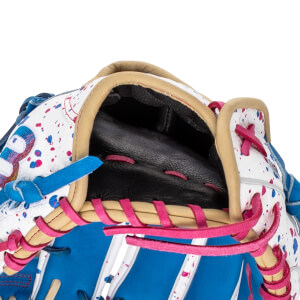 Wilson A2000 T125 Love the Moment 12.5" Fastpitch Softball Glove: WBW103445125: Image #456057